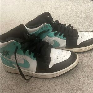 Nike Air Jordan's - Teal and Black High-Top (Men Size 8)